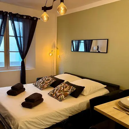 Vieille * Тулон