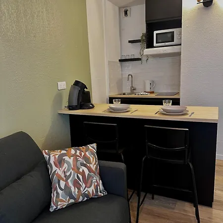 Vieille Апартаменты *